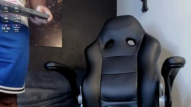 Snapshot of Big_furry_bear13 chatting on July 16, 7:42 pm Big furry bear13 online show from July 16, 7:42 pm