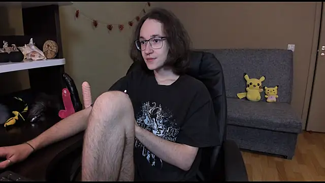 zackstivens online show from December 6, 11:47 pm