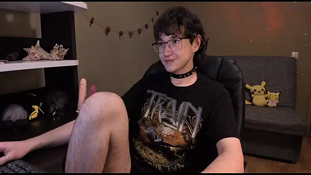 zackstivens online show from February 9, 10:00 pm