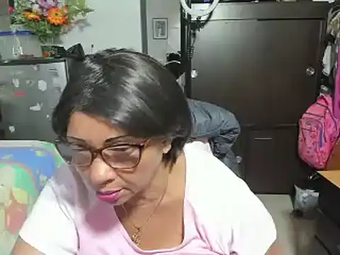 Mrs mommy  online show from October 23, 2:49 pm