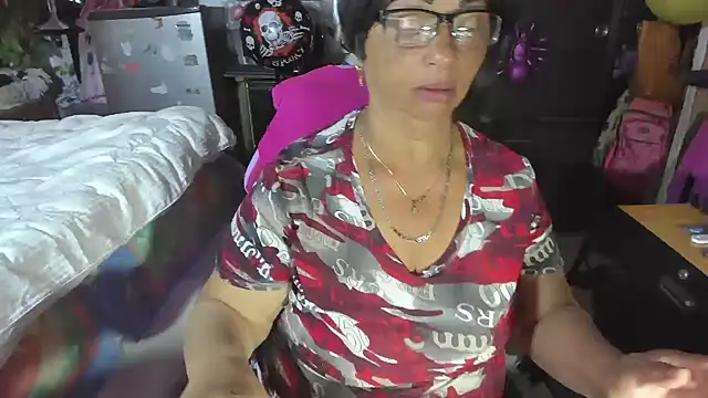 Mrs mommy  online show from November 5, 11:05 pm