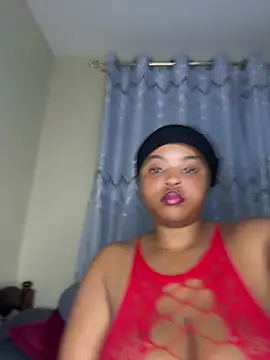 Linahlove online show from February 9, 10:03 pm