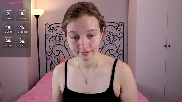 Snapshot of Ksuhesa chatting on November 7, 2:11 am Ksuhesa online show from November 7, 2:11 am