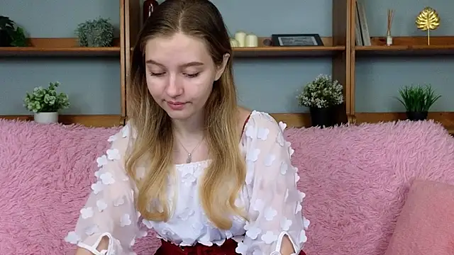 Snapshot of Ksuhesa chatting on November 16, 1:11 am Ksuhesa online show from November 16, 1:11 am