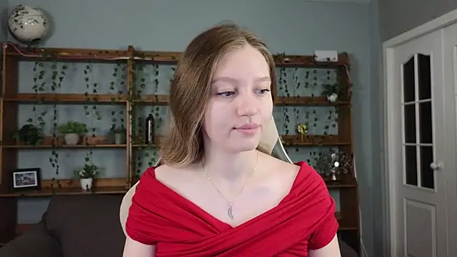 Snapshot of Ksuhesa chatting on December 14, 1:11 am Ksuhesa online show from December 14, 1:11 am