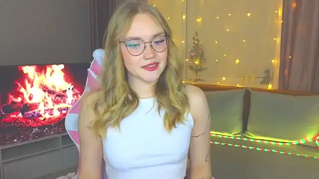 Aurora Golden1 online show from January 5, 5:09 pm