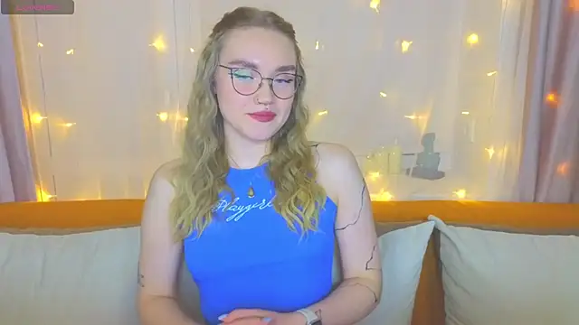 Aurora Golden1 online show from March 7, 7:16 pm