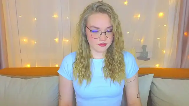 Aurora Golden1 online show from March 21, 3:02 pm