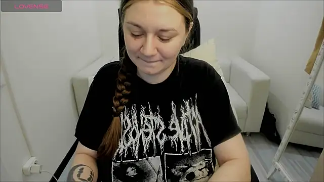 AlisaBacker online show from January 4, 1:42 am