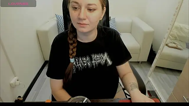 AlisaBacker online show from January 17, 12:52 pm