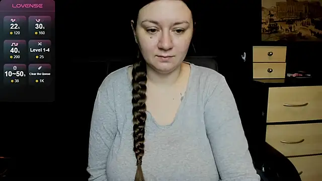 AlisaBacker online show from April 25, 2:36 pm