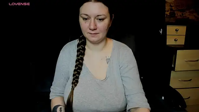 Snapshot of AlisaBacker chatting on May 16, 10:58 am AlisaBacker online show from May 16, 10:58 am