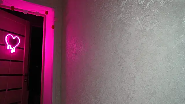 soffy  kisss online show from March 7, 9:48 pm