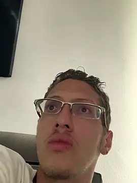 SOYMRX online show from February 10, 8:21 pm