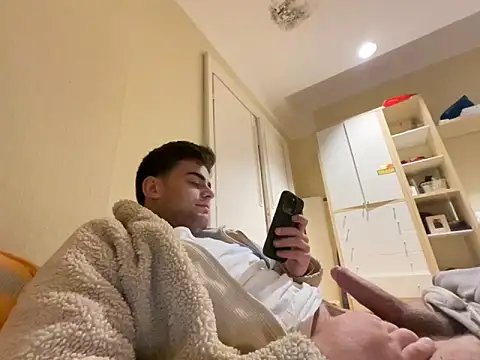 Snapshot of cubalibre02 chatting on December 2, 10:05 pm cubalibre02 online show from December 2, 10:05 pm