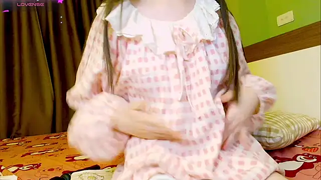 Snapshot of Embez-Damdang chatting on March 7, 9:59 pm Embez-Damdang online show from March 7, 9:59 pm