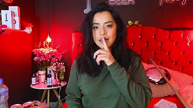 Snapshot of foxxy_nasty chatting on December 28, 10:13 pm foxxy nasty online show from December 28, 10:13 pm