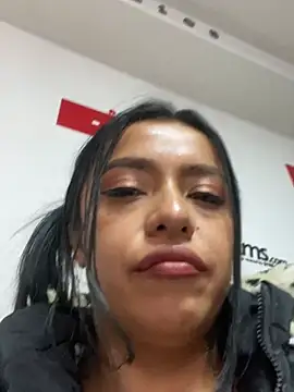 Snapshot of foxxy_nasty chatting on February 11, 8:10 pm foxxy nasty online show from February 11, 8:10 pm