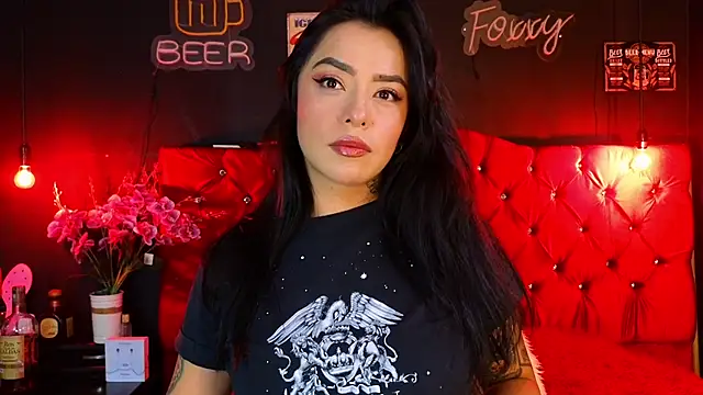 Snapshot of foxxy_nasty chatting on September 10, 3:45 pm foxxy nasty online show from September 10, 3:45 pm