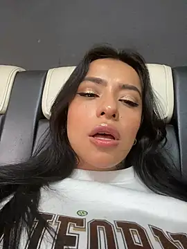 Snapshot of foxxy_nasty chatting on October 8, 4:37 pm foxxy nasty online show from October 8, 4:37 pm