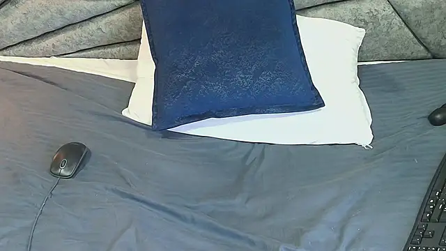 Snapshot of emmars_ chatting on January 13, 5:44 pm emmars online show from January 13, 5:44 pm
