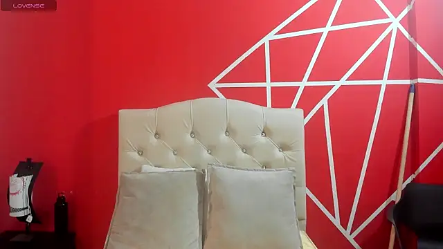 Snapshot of emmars_ chatting on January 24, 11:12 pm emmars online show from January 24, 11:12 pm