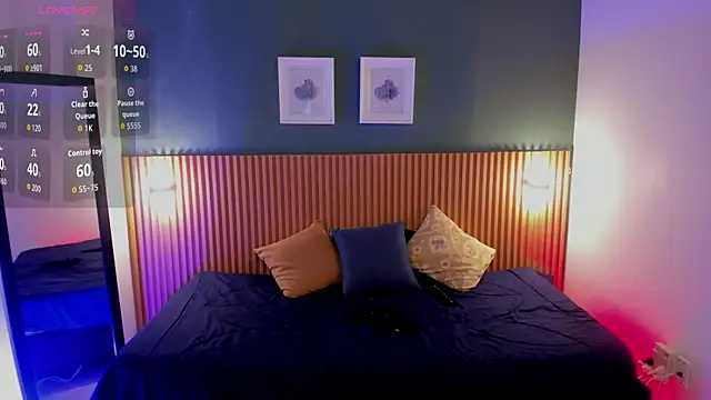 kristen kassi online show from April 8, 7:14 pm