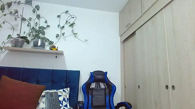 Snapshot of flint_ryan chatting on March 31, 6:30 pm flint ryan online show from March 31, 6:30 pm