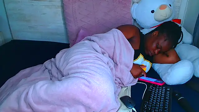 Snapshot of chocolete_candy chatting on November 21, 3:05 am chocolete candy online show from November 21, 3:05 am