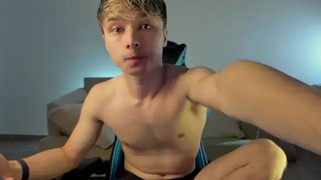 Snapshot of marcusmit chatting on January 7, 6:45 pm marcusmit online show from January 7, 6:45 pm