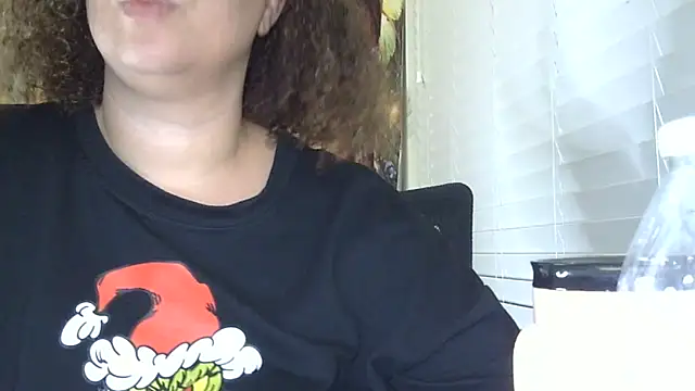 Paisleehaze online show from May 2, 5:23 am