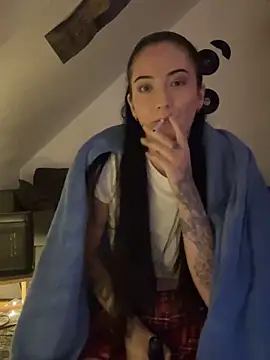 Snapshot of Sugarlina chatting on December 1, 7:25 pm Sugarlina online show from December 1, 7:25 pm