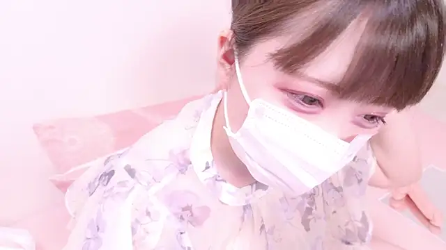 Snapshot of x--Miu--x chatting on March 13, 11:08 am x--Miu--x online show from March 13, 11:08 am