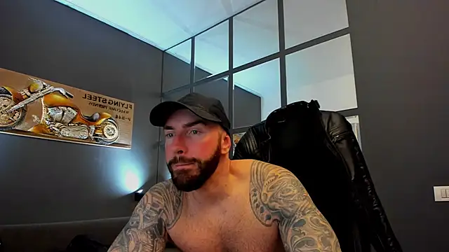 Snapshot of AronGrant chatting on February 10, 11:57 am AronGrant online show from February 10, 11:57 am