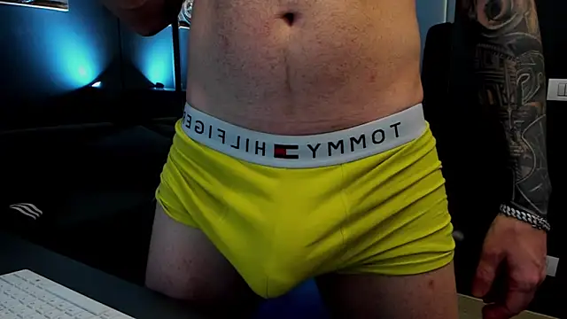 AronGrant online show from March 10, 9:58 am