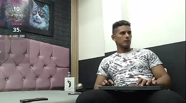 Chris Dick23 online show from January 18, 5:31 am