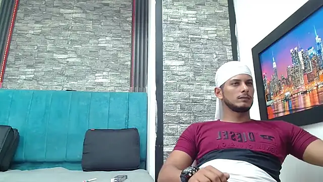 Chris Dick23 online show from January 15, 4:17 am