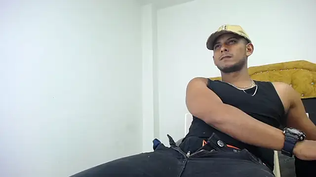 Chris Dick23 online show from April 23, 3:30 am