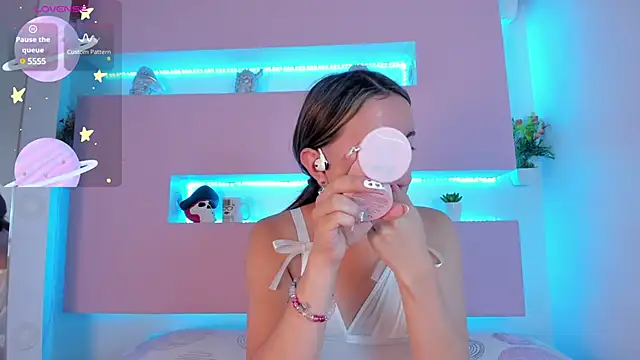 Miiaa doll online show from February 22, 11:46 am