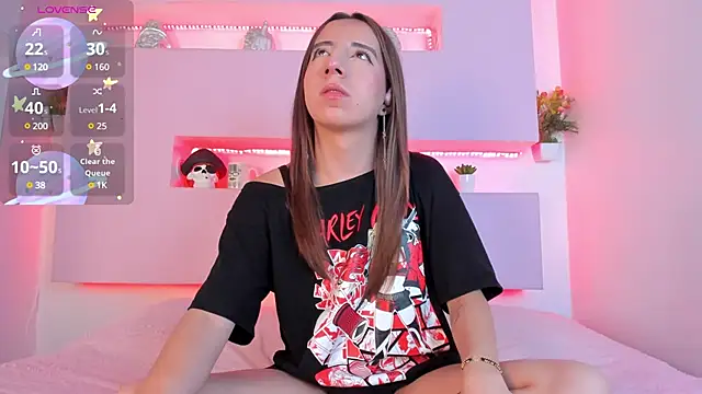 Miiaa doll online show from March 20, 3:04 pm