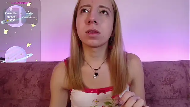 Miiaa doll online show from November 21, 3:05 am