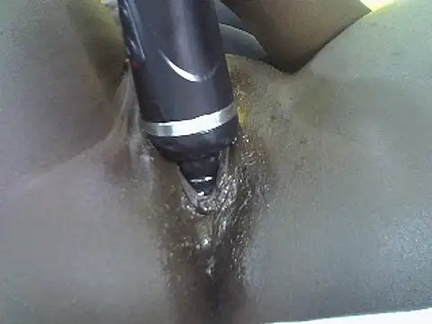 Snapshot of Liza331 chatting on March 7, 12:04 am Liza331 online show from March 7, 12:04 am