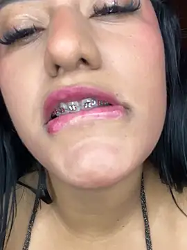 Snapshot of KorinaKovaa chatting on February 28, 8:50 pm KorinaKovaa online show from February 28, 8:50 pm