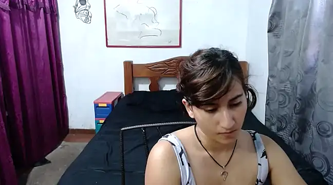 Snapshot of LadyMilk003 chatting on December 13, 6:49 pm LadyMilk003 online show from December 13, 6:49 pm