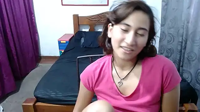 Snapshot of LadyMilk003 chatting on December 16, 6:49 pm LadyMilk003 online show from December 16, 6:49 pm