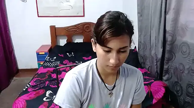 Snapshot of LadyMilk003 chatting on December 28, 3:26 pm LadyMilk003 online show from December 28, 3:26 pm