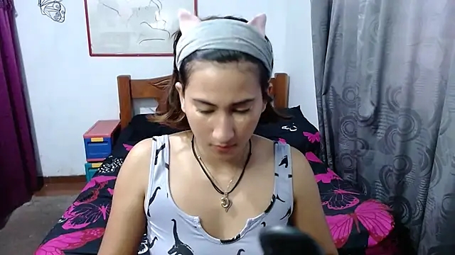 Snapshot of LadyMilk003 chatting on January 24, 3:24 pm LadyMilk003 online show from January 24, 3:24 pm