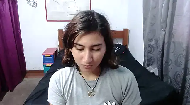 Snapshot of LadyMilk003 chatting on February 5, 3:31 pm LadyMilk003 online show from February 5, 3:31 pm