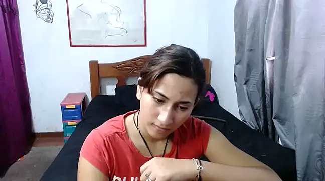 Snapshot of LadyMilk003 chatting on February 8, 3:10 pm LadyMilk003 online show from February 8, 3:10 pm