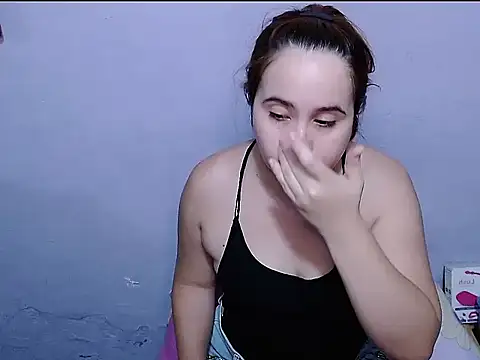 SubLayla01 online show from November 15, 5:31 pm